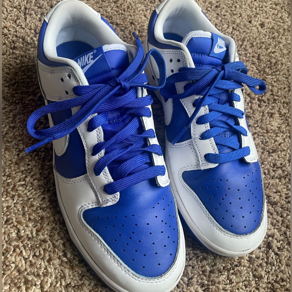 Like new Nike dunks